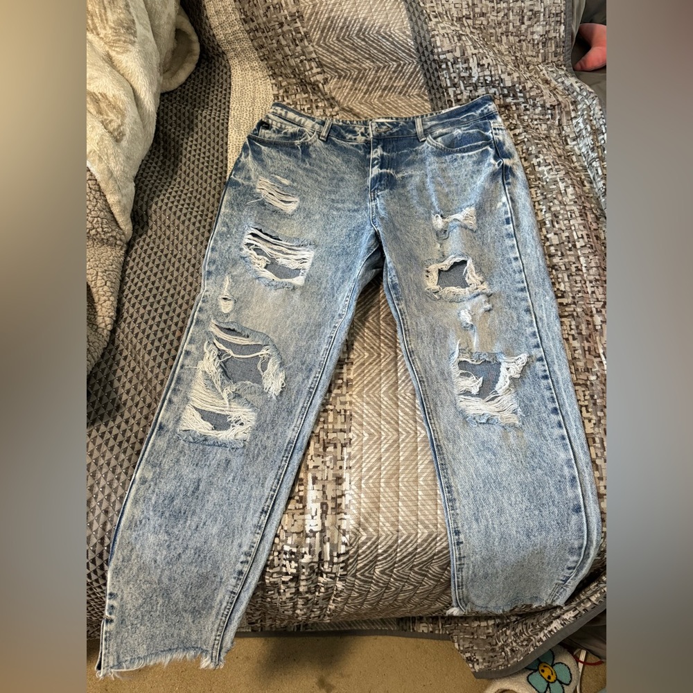Kancan distressed jeans Size 13/30